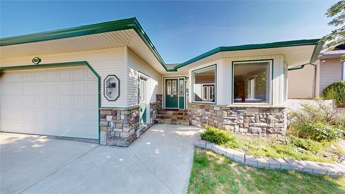 1812 12Th Street, Cranbrook, BC - Outdoor