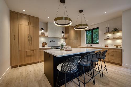 4-3010 Holland Road, Kelowna, BC - Indoor