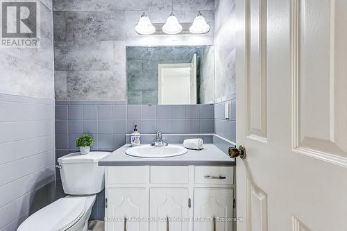 37 Mackay Drive, Richmond Hill, ON - Indoor Photo Showing Bathroom