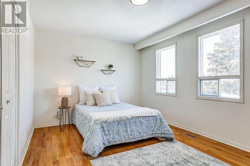 37 Mackay Drive, Richmond Hill, ON - Indoor Photo Showing Bedroom