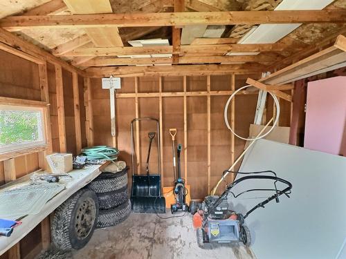 Shed - 15 Rue Beauséjour, Notre-Dame-Du-Nord, QC - Indoor Photo Showing Other Room