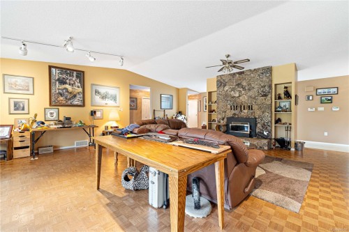 2445 Godfrey Rd, Nanaimo, BC 