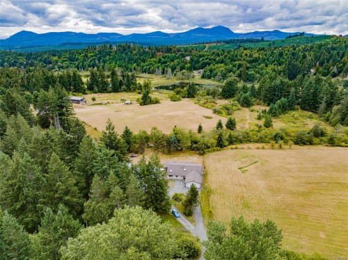 2445 Godfrey Rd, Nanaimo, BC 