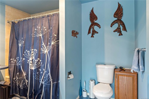 2445 Godfrey Rd, Nanaimo, BC 