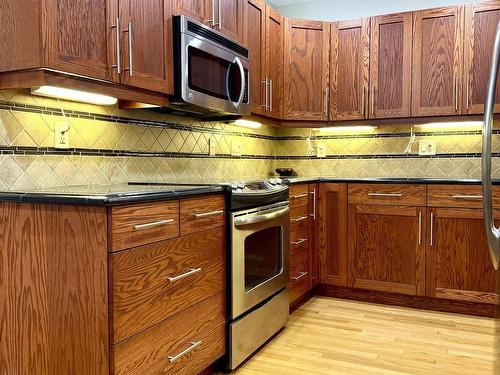 27 Regent Street, Amherst, NS 