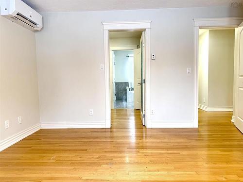 27 Regent Street, Amherst, NS 