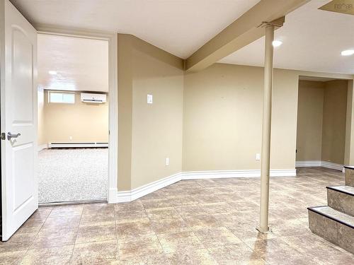 27 Regent Street, Amherst, NS 