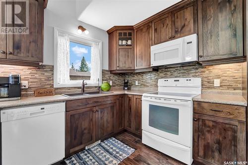 217 Beach Avenue, Mervin Rm No.499, SK - Indoor Photo Showing Kitchen With Double Sink