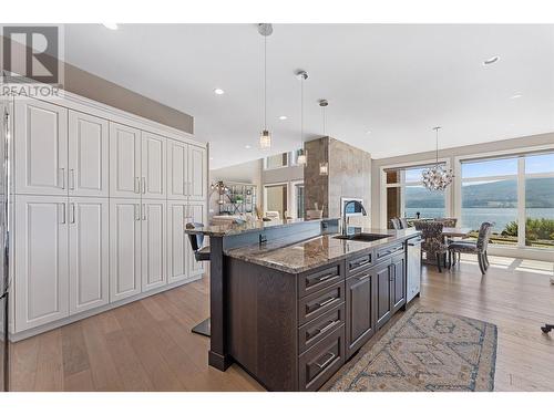 1579 Pritchard Drive, West Kelowna, BC - Indoor Photo Showing Kitchen With Upgraded Kitchen