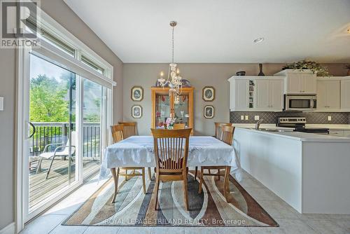 19 - 578 Mcgarrell Place, London North (North R), ON - Indoor Photo Showing Dining Room
