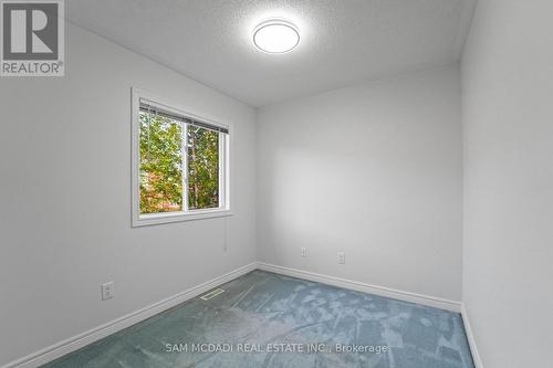 5 - 5031 East Mill Road, Mississauga, ON - Indoor Photo Showing Other Room