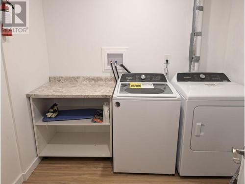 52 Sukunka Place, Tumbler Ridge, BC - Indoor Photo Showing Laundry Room