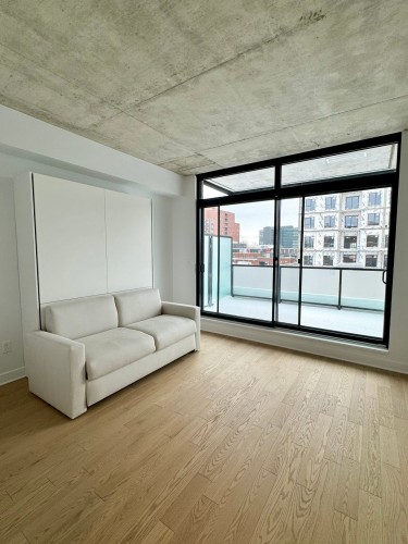 Living Room - 208-2660 Rue Ontario E., Montréal (Ville-Marie), QC - Indoor