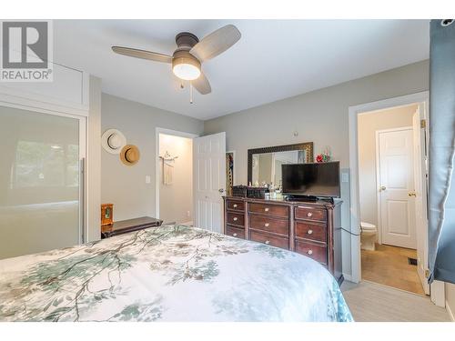 12620 Reynolds Avenue, Summerland, BC - Indoor Photo Showing Bedroom