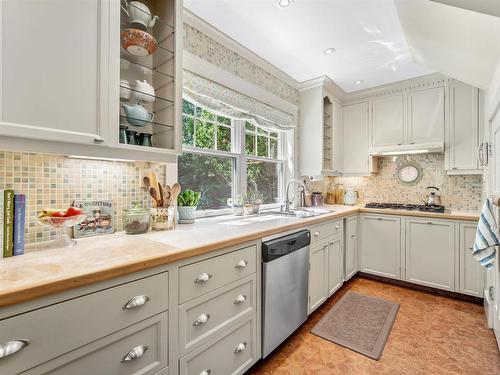 24 Hamshaw Drive, Halifax, NS 