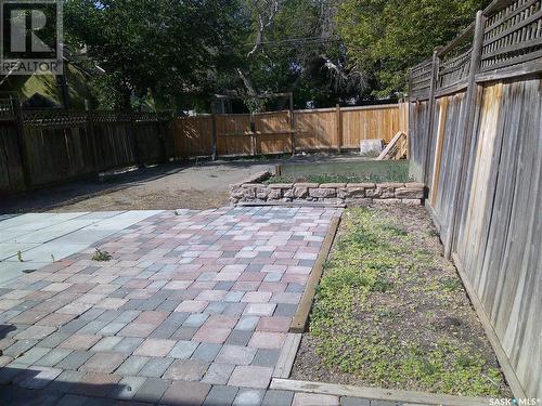 3726 Dewdney Avenue, Regina, SK - Outdoor