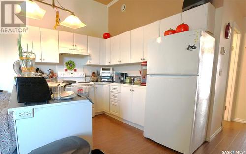 116 Main Street, Avonlea, SK - Indoor Photo Showing Kitchen