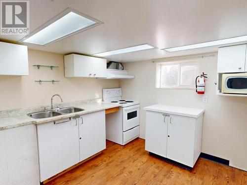 4532 Joyce Ave, Powell River, BC - Indoor Photo Showing Kitchen With Double Sink