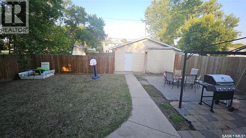 909 Forget Street, Regina, SK - Outdoor