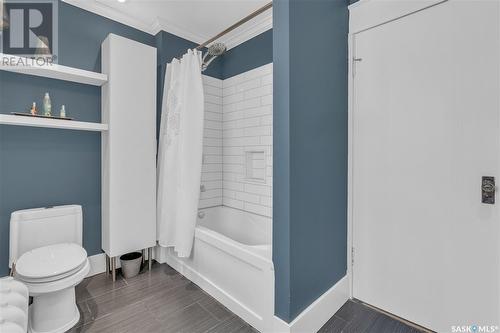 3120 Rae Street, Regina, SK - Indoor Photo Showing Bathroom