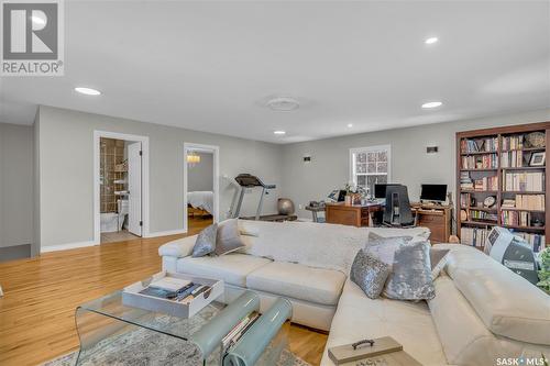 3120 Rae Street, Regina, SK - Indoor Photo Showing Living Room