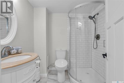 3120 Rae Street, Regina, SK - Indoor Photo Showing Bathroom