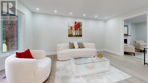 27 Briarwood Drive, Caledon, ON - Indoor