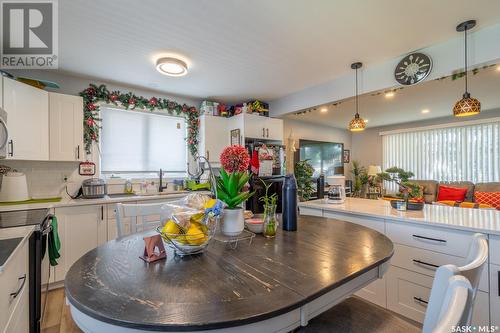 111 Montreal Street N, Regina, SK - Indoor