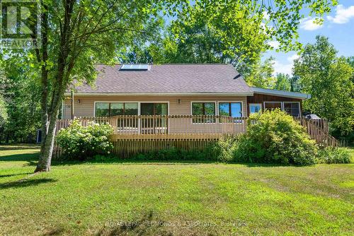 36 Crescent Drive, Brudenell, Lyndoch And Raglan, ON - Outdoor With Deck Patio Veranda