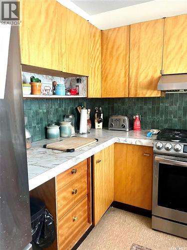 792 3Rd Street E, Shaunavon, SK - Indoor Photo Showing Kitchen