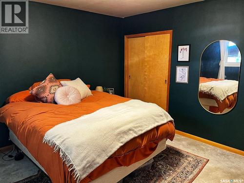 792 3Rd Street E, Shaunavon, SK - Indoor Photo Showing Bedroom