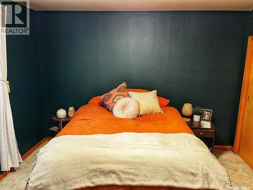 792 3Rd Street E, Shaunavon, SK - Indoor Photo Showing Bedroom