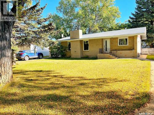 792 3Rd Street E, Shaunavon, SK - Outdoor