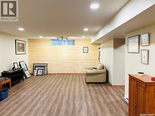 792 3Rd Street E, Shaunavon, SK - Indoor