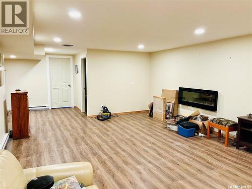 792 3Rd Street E, Shaunavon, SK - Indoor