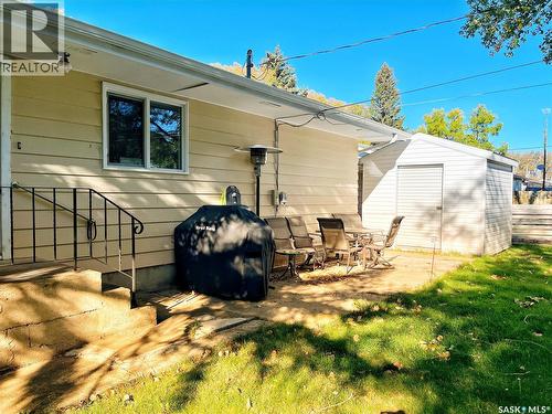 792 3Rd Street E, Shaunavon, SK - Outdoor