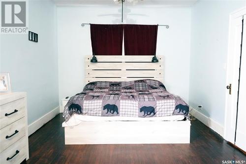 394 2Nd Street, Shaunavon, SK - Indoor Photo Showing Bedroom