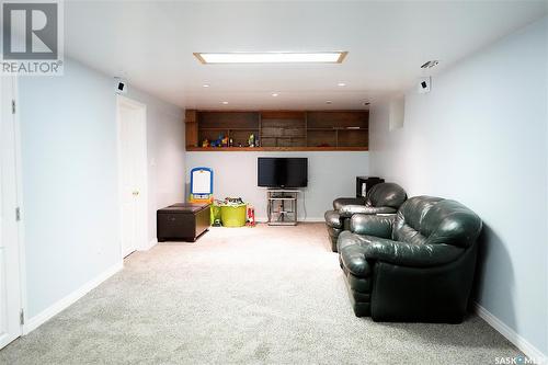 394 2Nd Street, Shaunavon, SK - Indoor