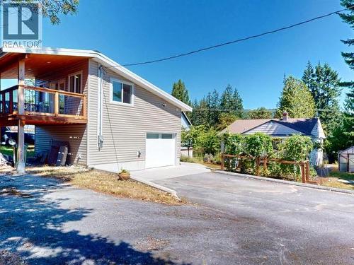 5405 Manson Ave, Powell River, BC - Outdoor