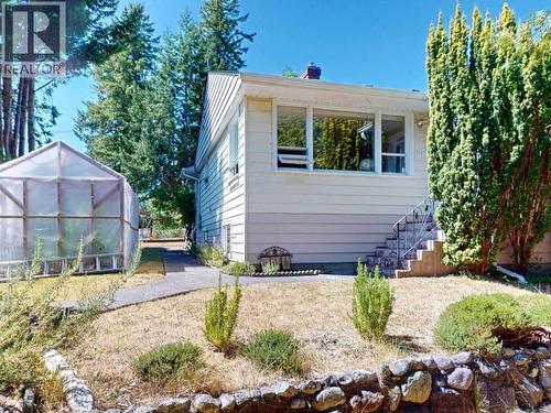 5405 Manson Ave, Powell River, BC - Outdoor