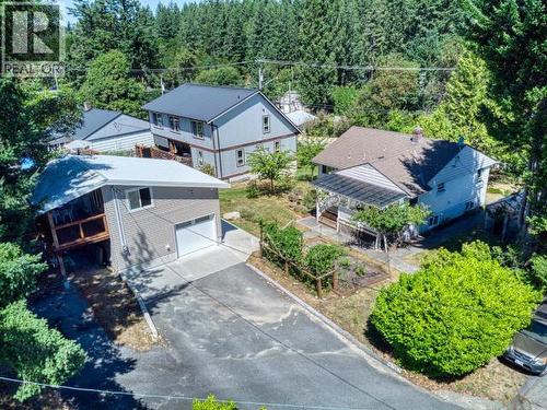 5405 Manson Ave, Powell River, BC - Outdoor