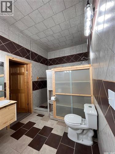 224 Pine Drive, Tobin Lake, SK - Indoor Photo Showing Bathroom