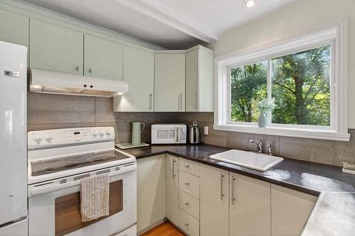 Kitchen - 6 Ch. De L'Eau-Claire, Lac-Supérieur, QC - Indoor Photo Showing Kitchen