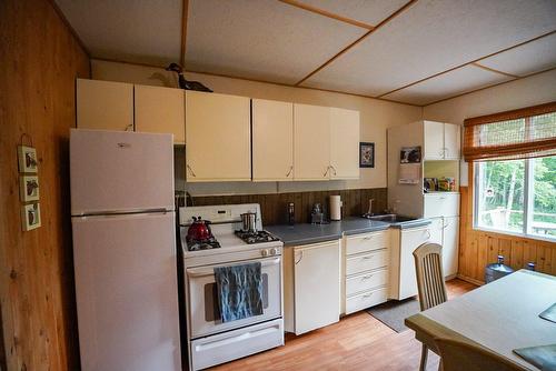 Cuisine - Ch. Du 8E Rang E., Paspébiac, QC 