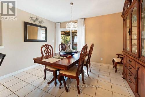5349 Beaver Valley Way, Niagara Falls (Ascot), ON - Indoor Photo Showing Dining Room