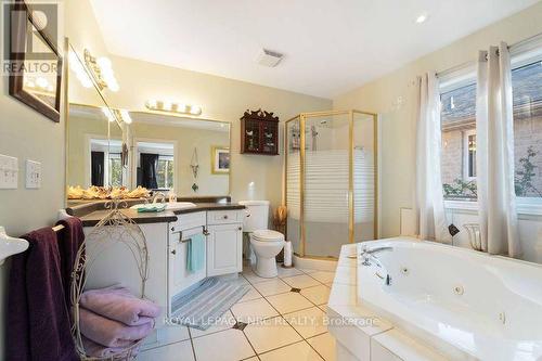 5349 Beaver Valley Way, Niagara Falls (Ascot), ON - Indoor Photo Showing Bathroom