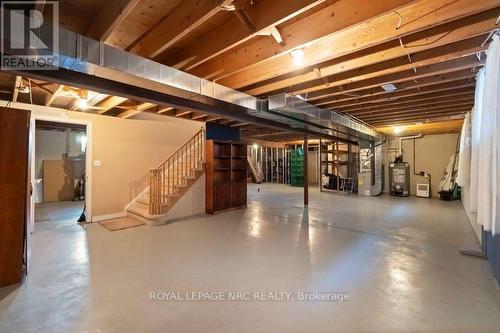 5349 Beaver Valley Way, Niagara Falls (Ascot), ON - Indoor Photo Showing Basement