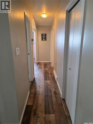 908 Marriott Close, Rosetown, SK - Indoor Photo Showing Other Room
