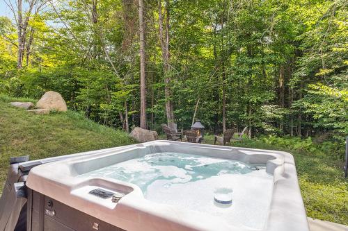 Hot tub - 304  - 15 Imp. Du Cardinal, Lac-Supérieur, QC - Outdoor