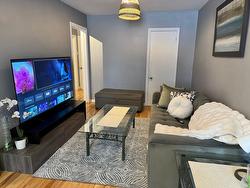 2642 Rue Hogan  Montréal (Ville-Marie), QC H2K 2T6